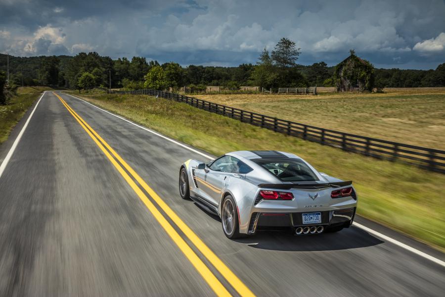  Chevrolet Corvette Grand Sport (C7) 2016 года  (NA) (фото 3 из 33)
